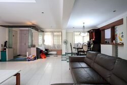 Blk 330 Tampines Street 32 (Tampines), HDB Executive #630287501